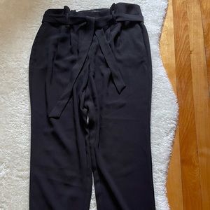 Women’s self tie paper bag pants. Size US8